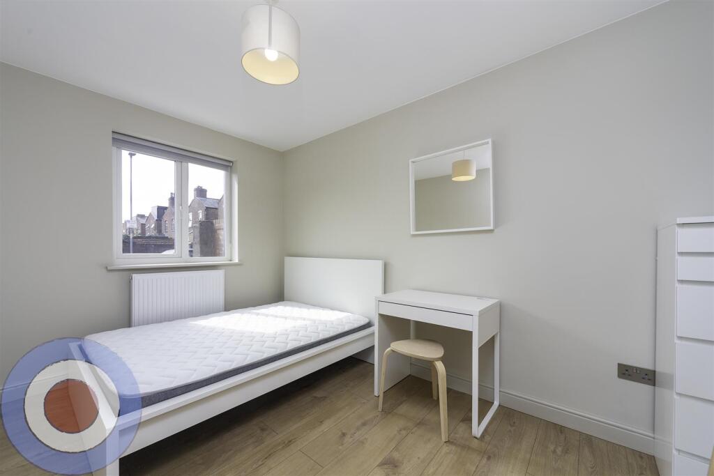 bed_3 copy.jpg