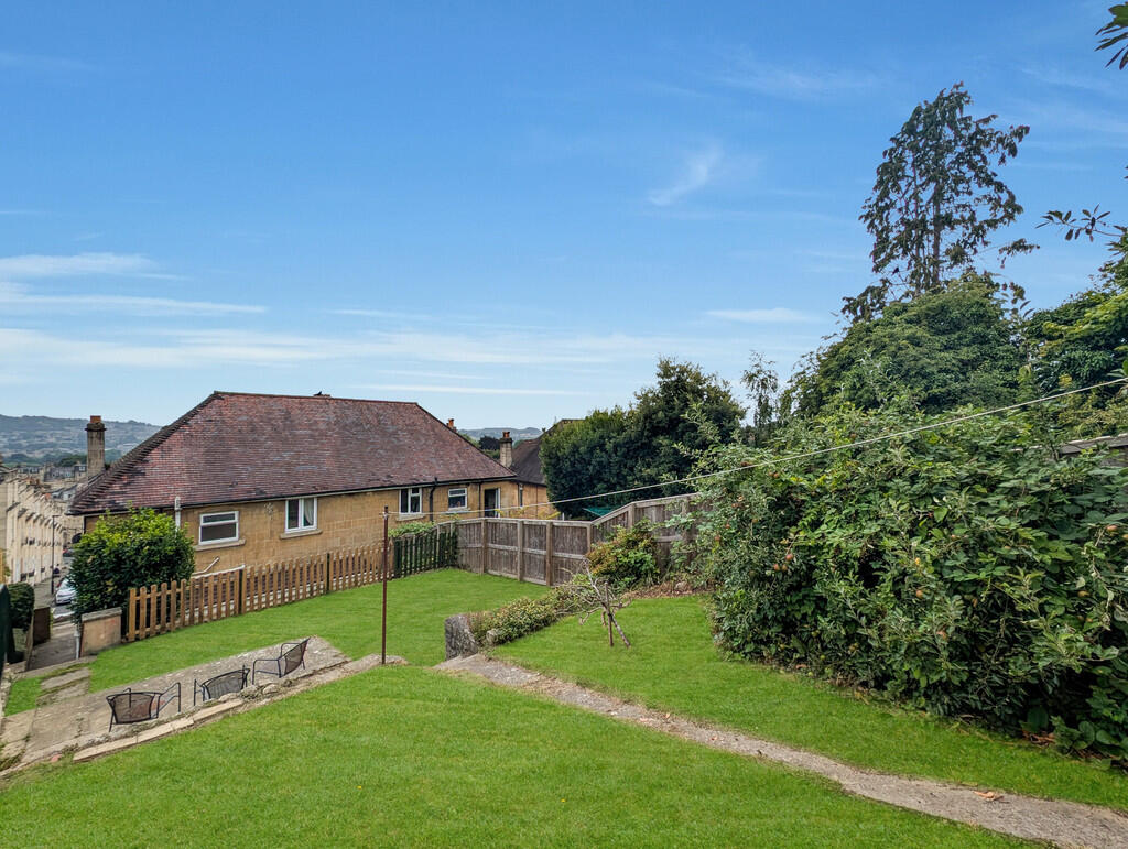 Back-garden-5sjp-...