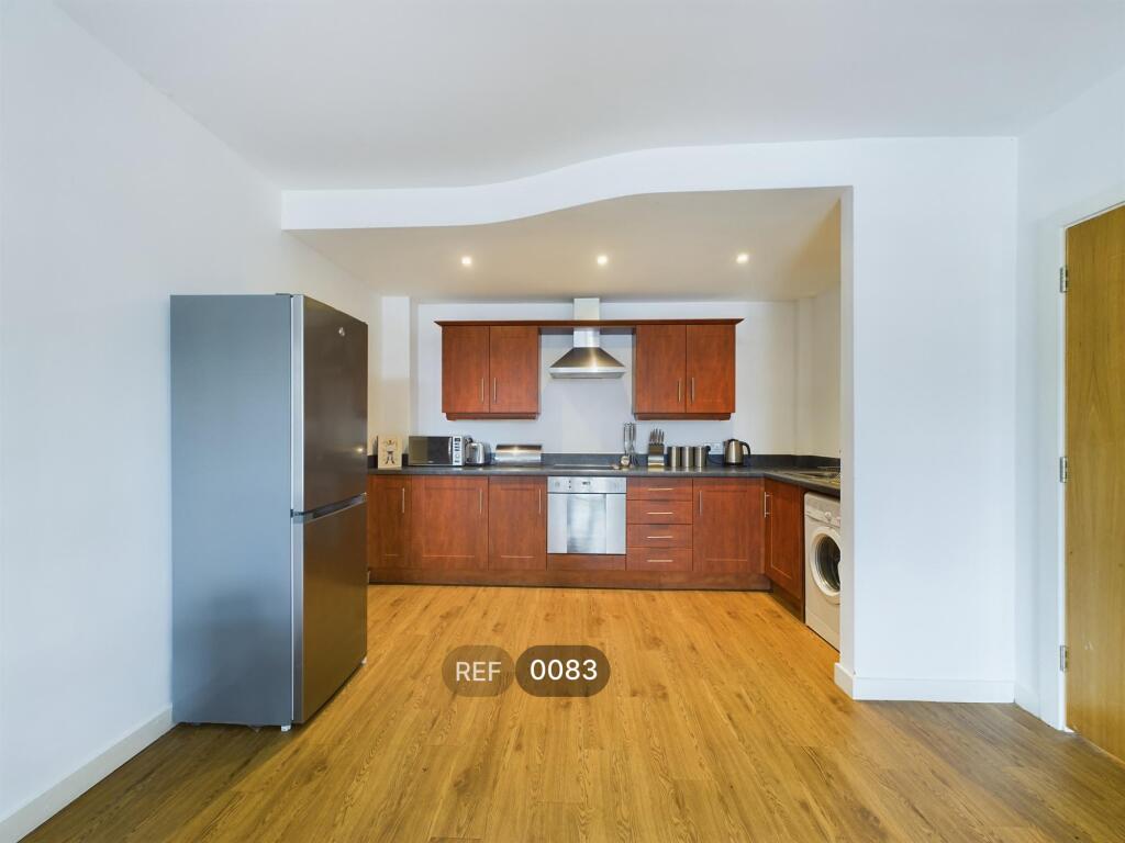 Kitchen &amp; Living area