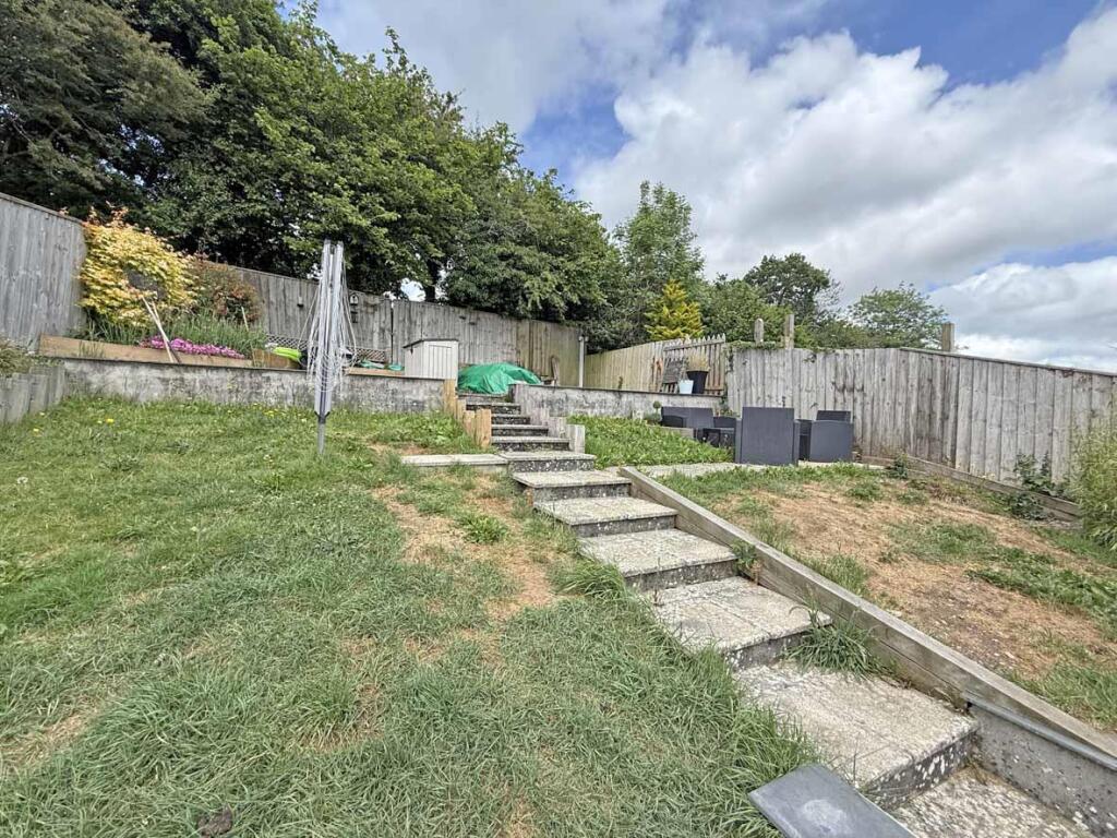 South View Park 6 Garden 2.jpg