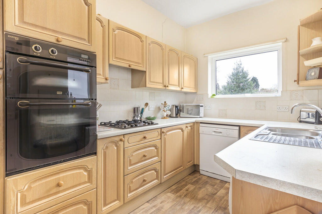 Kitchen (2)