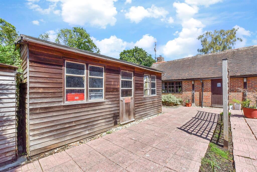 Workshop/Outbuildings
