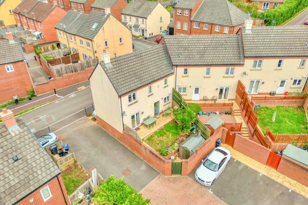 Ewemove Taunton Grove Gate (3)