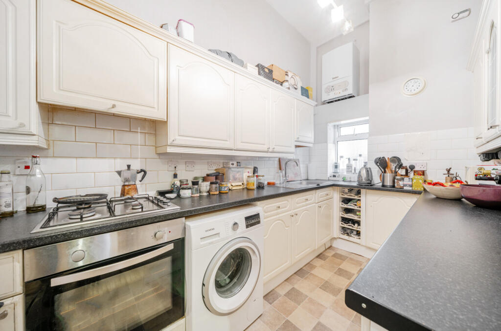 1300858-5-68381d6...