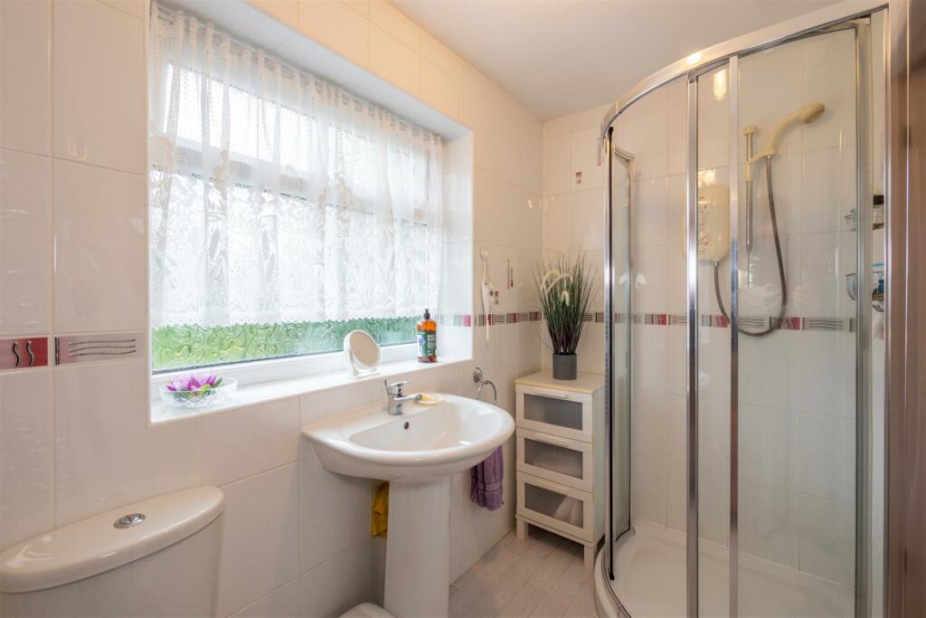 En Suite Shower Room