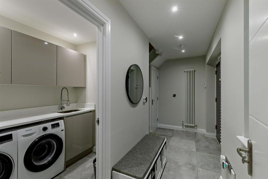 8635539-interior14-800.jpg