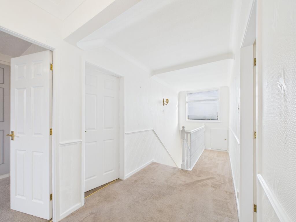 CAM02093G0-PR0066-STILL003