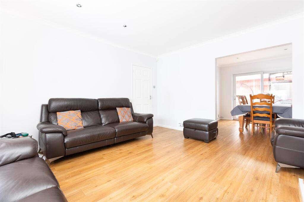 29 Lordship Lane-7.jpg