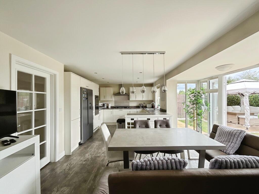 45c159c7-0C-4C54-9B6B-52090E4F1650-881-0000004028061CE9