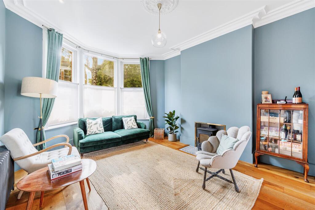 96 Goldsmith Avenue-2.jpg