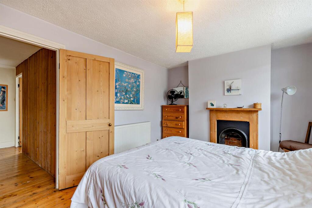 8661212-interior15-800.jpg