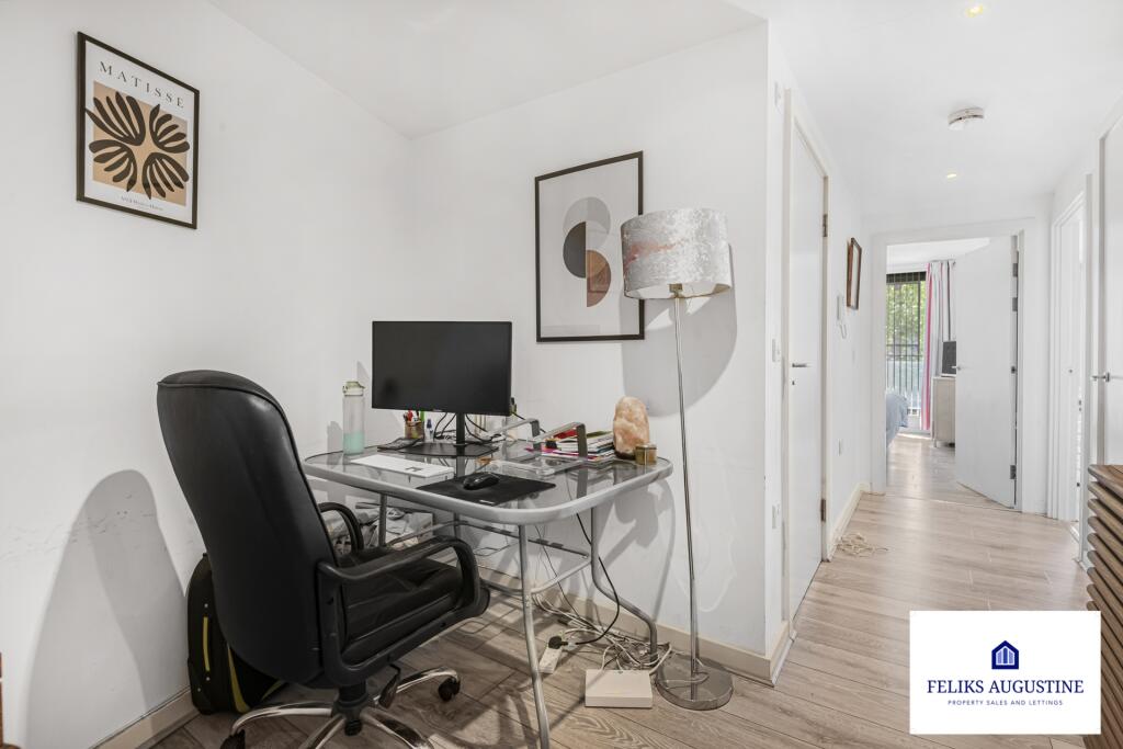 Vestibule Office