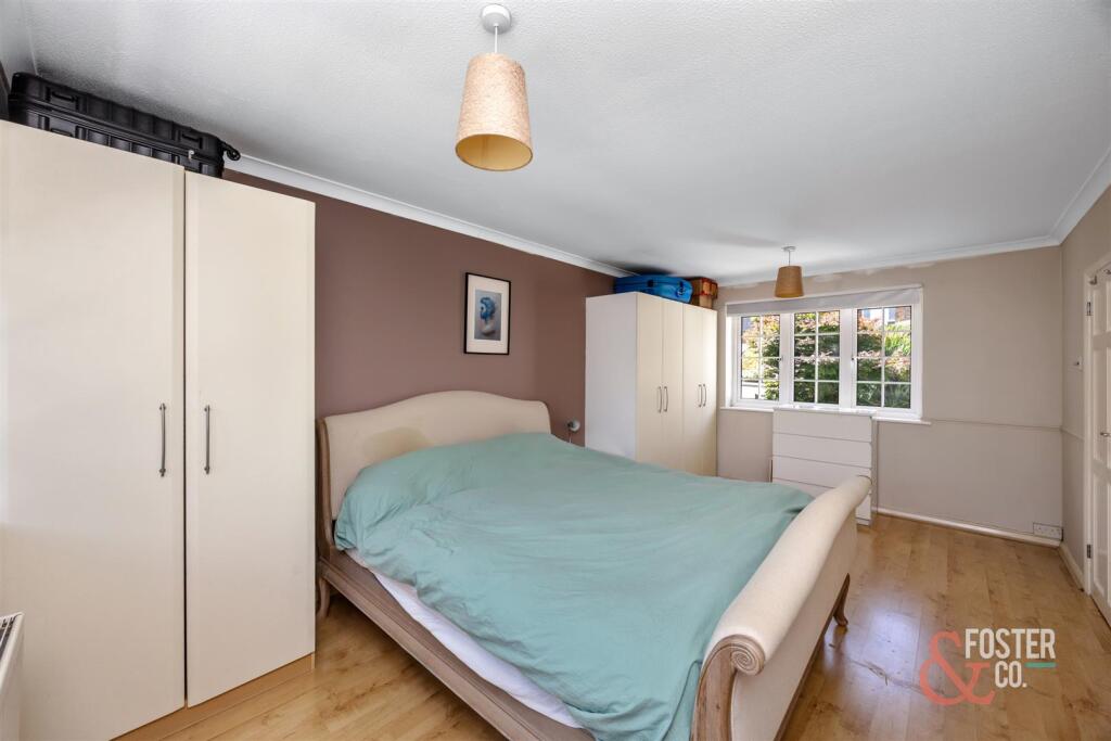 Hillside Way 21-015.jpg