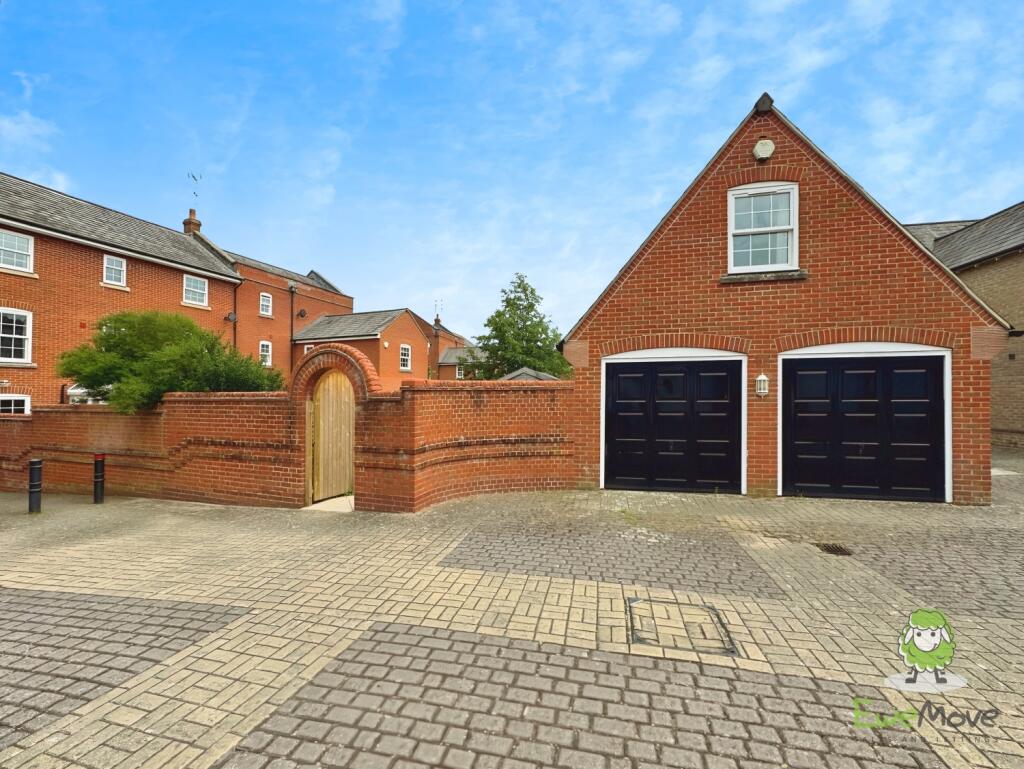 EweMove Basingstoke Estate Agents 17 Gaiger Avenue