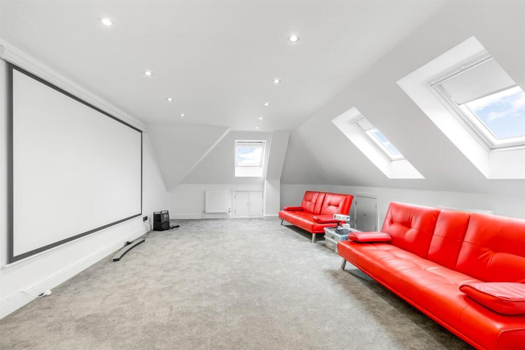 attic viewing room.jpg