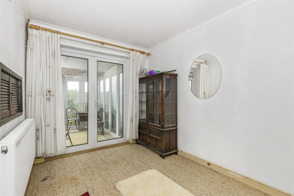 Dining Room.jpg