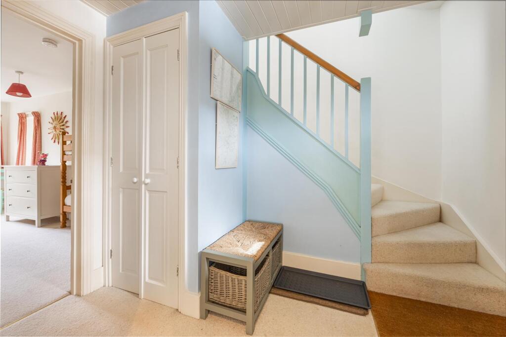 A13 - Riverview 18 Dittisham Court Dittisham - 240