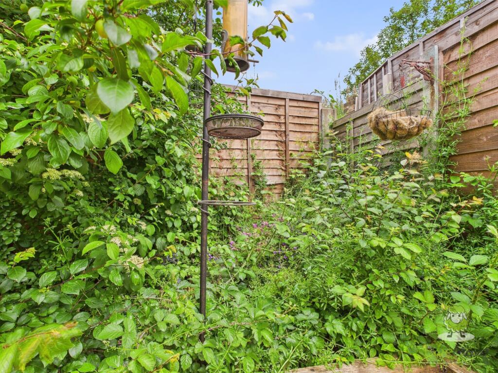 CAM01543G0-PR0130-STILL020