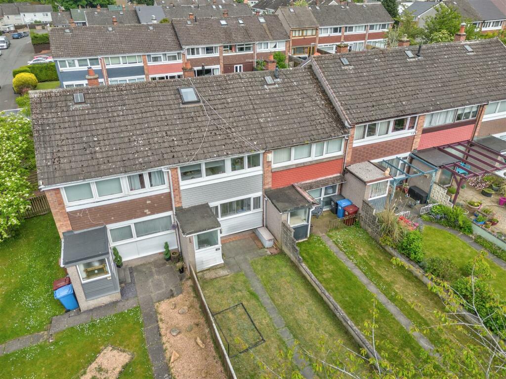 48 brackens Road Dundee-14.jpg