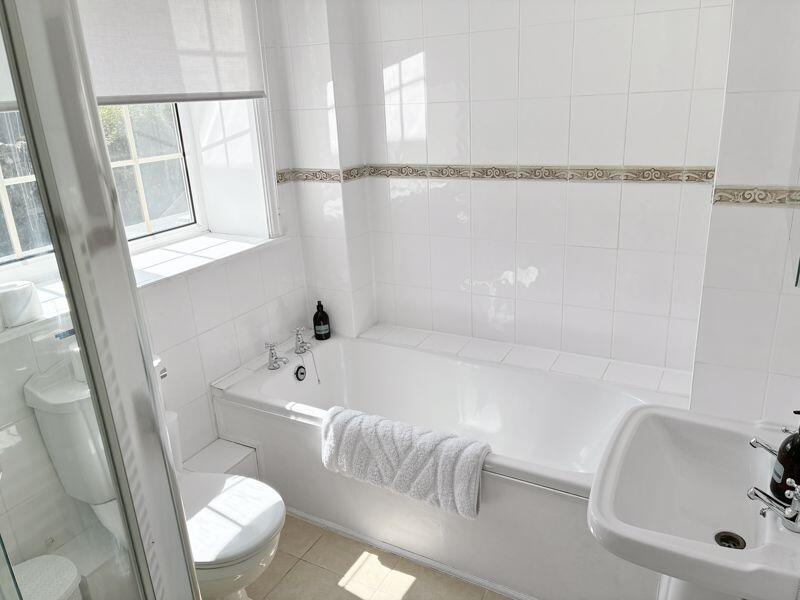 Photo 46