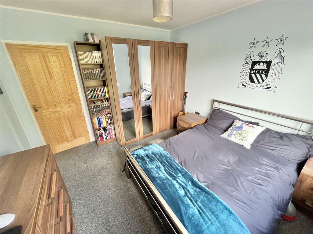 Bedroom 2 Aspect 3