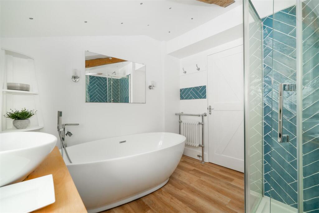 Bathroom-2.jpg