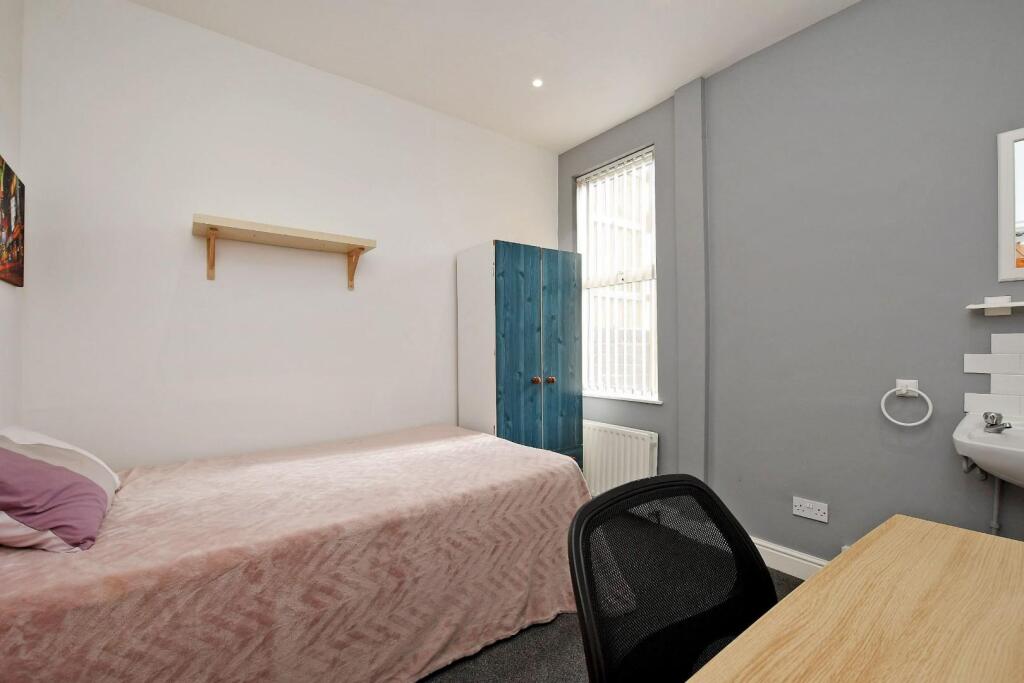 Bedroom 4.jpeg