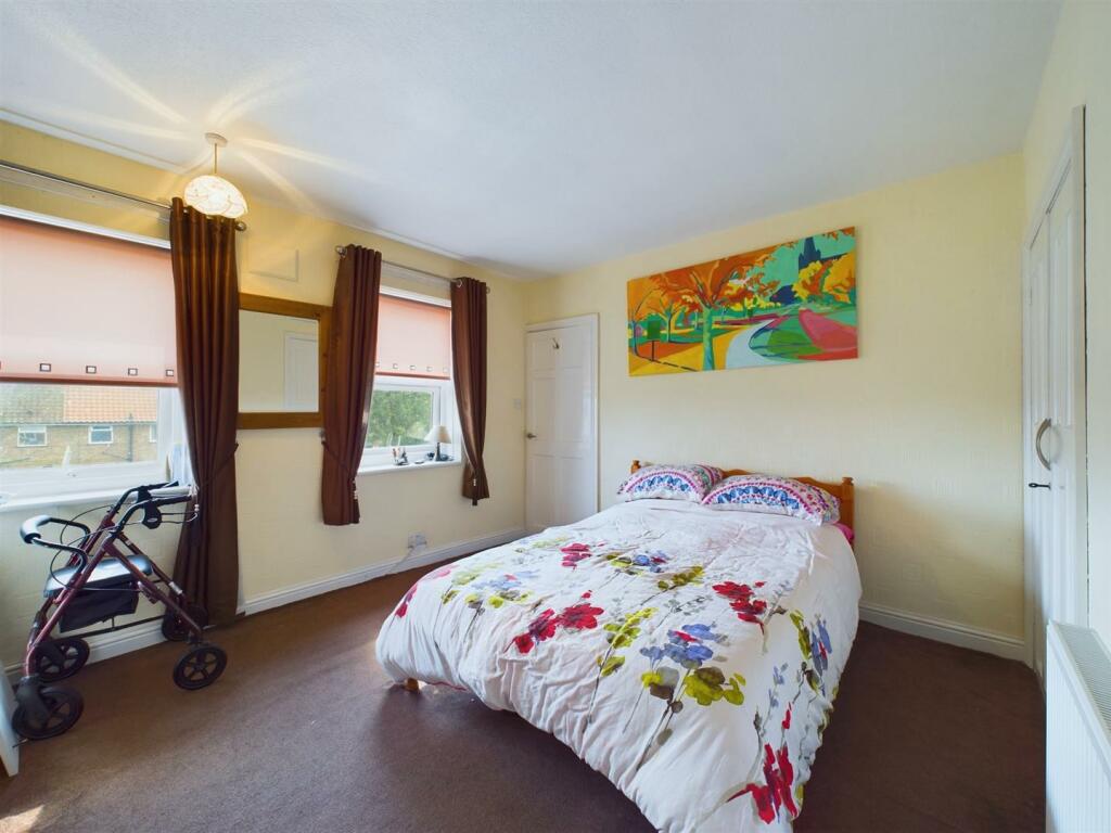 Bedroom: