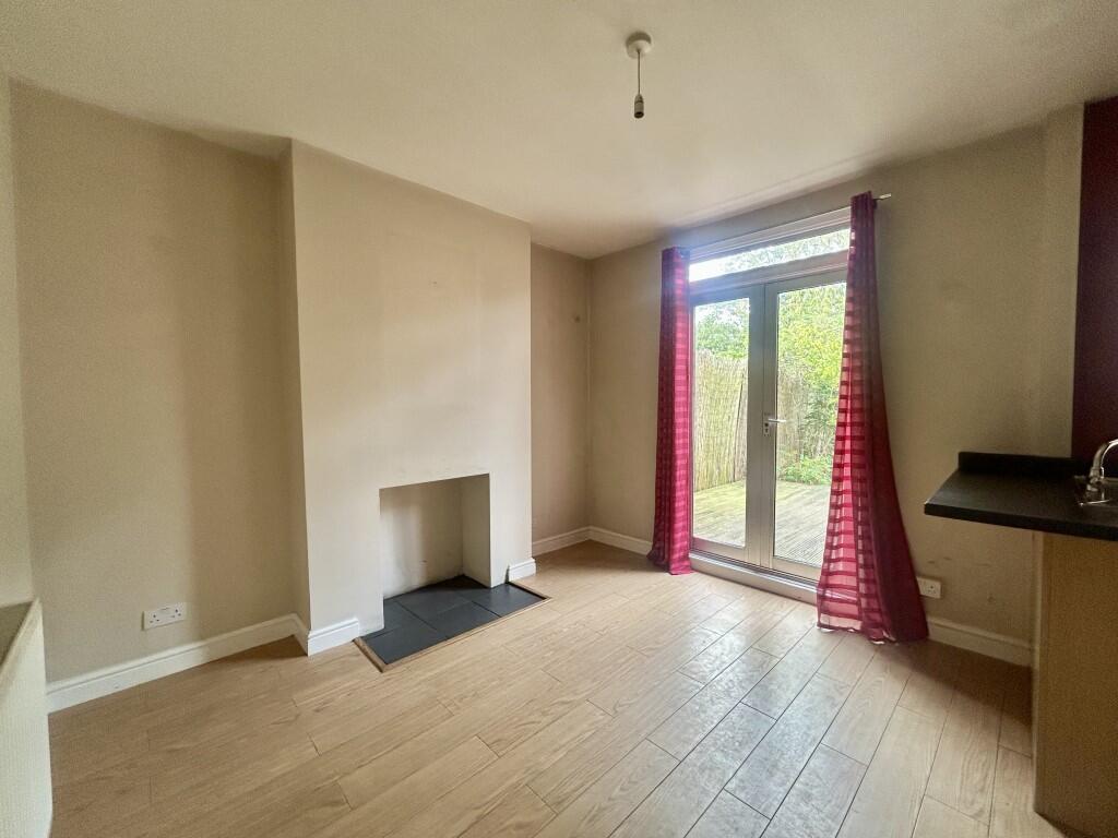 4  Medium  T202510081515.jpg