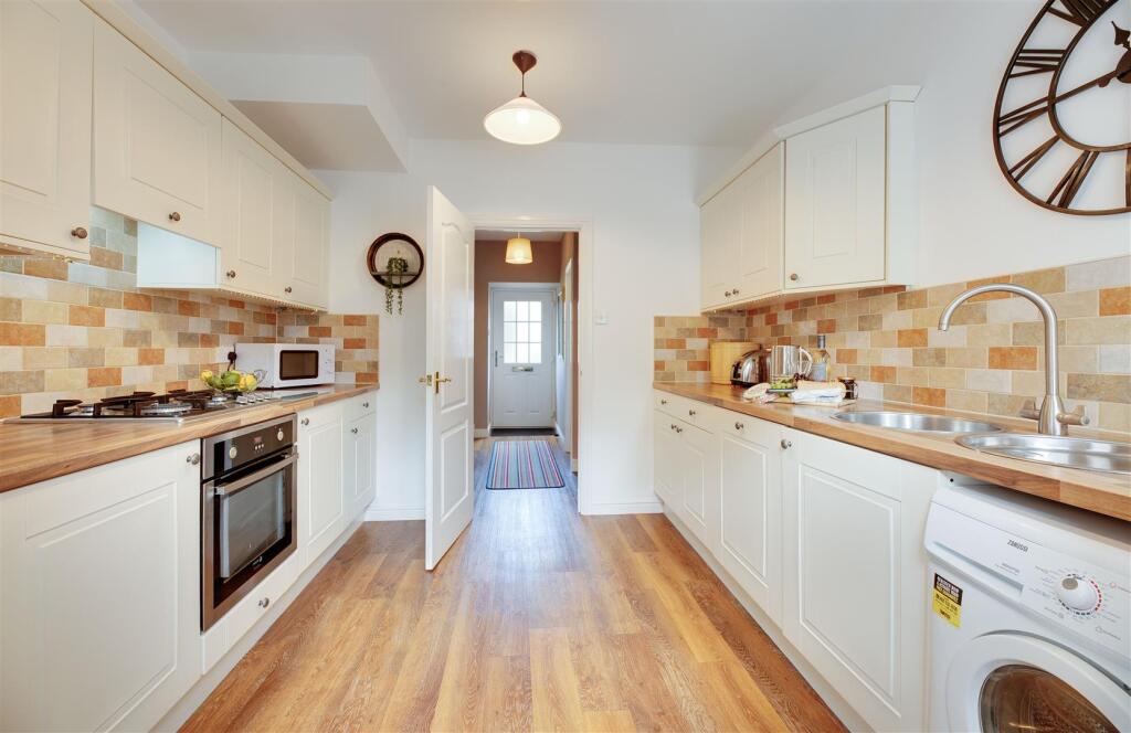 Honeysuckle Cottage, Doddington (19).jpg