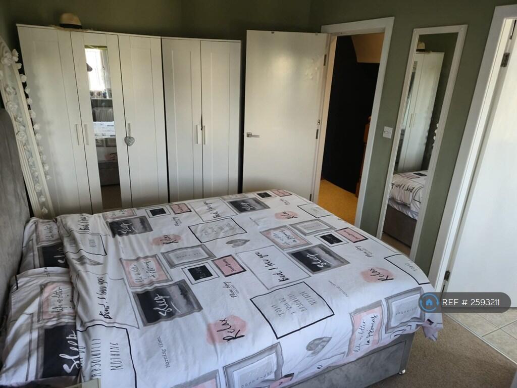Front Bedroom With Ensuite