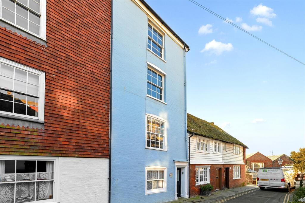 11 Hill Street TN34 (10).jpeg
