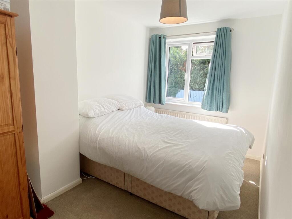 Bed 2.JPG
