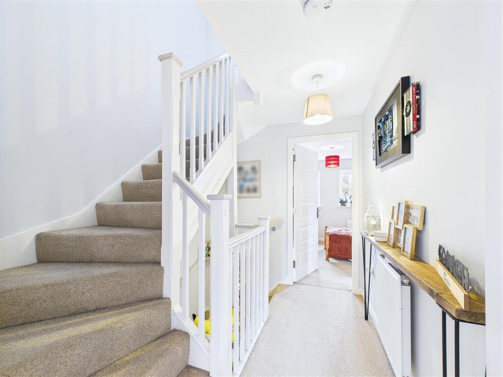 Sunderland Close, Church Gresley (19).jpg