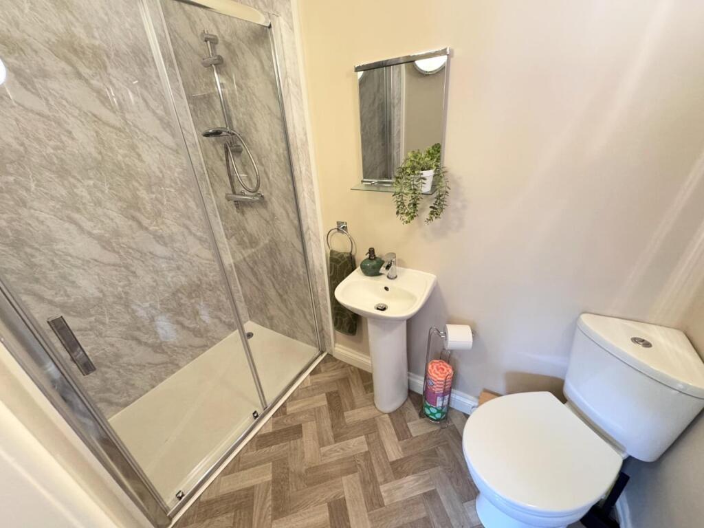 SHOWER ROOM ( GARAGE CONVERSION)