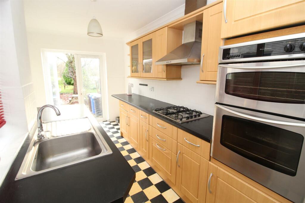 Kitchen/Breakfast Room