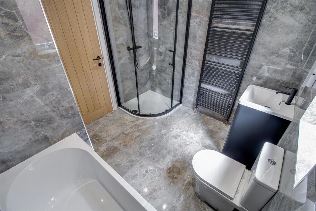 HOUSE BATHROOM