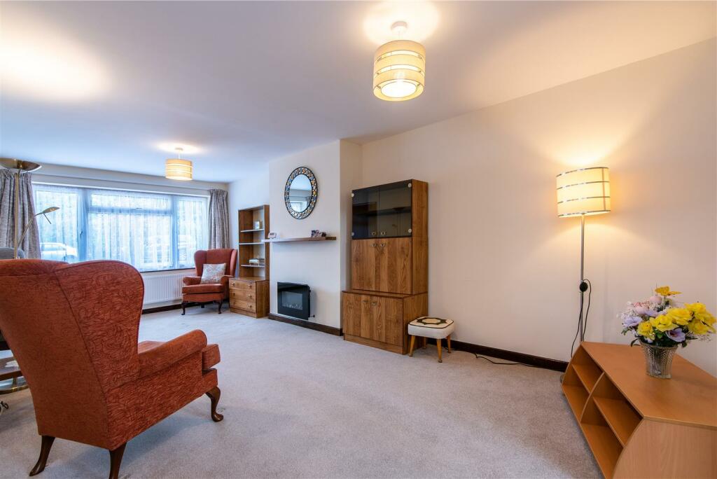 10 Fields Way-8.jpg