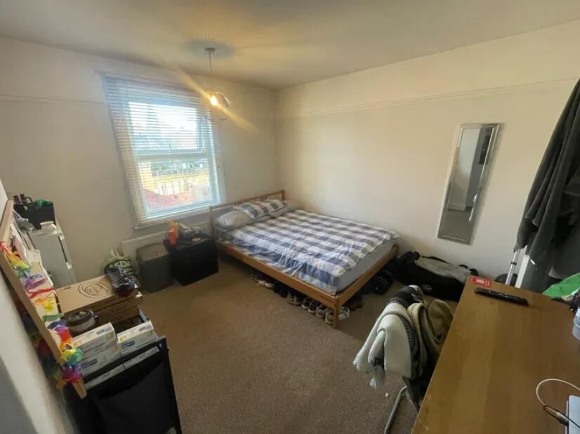 st-nicholas-street,-bills-inclusive---3-bedroom,-1-bathroom-image-10.jpg