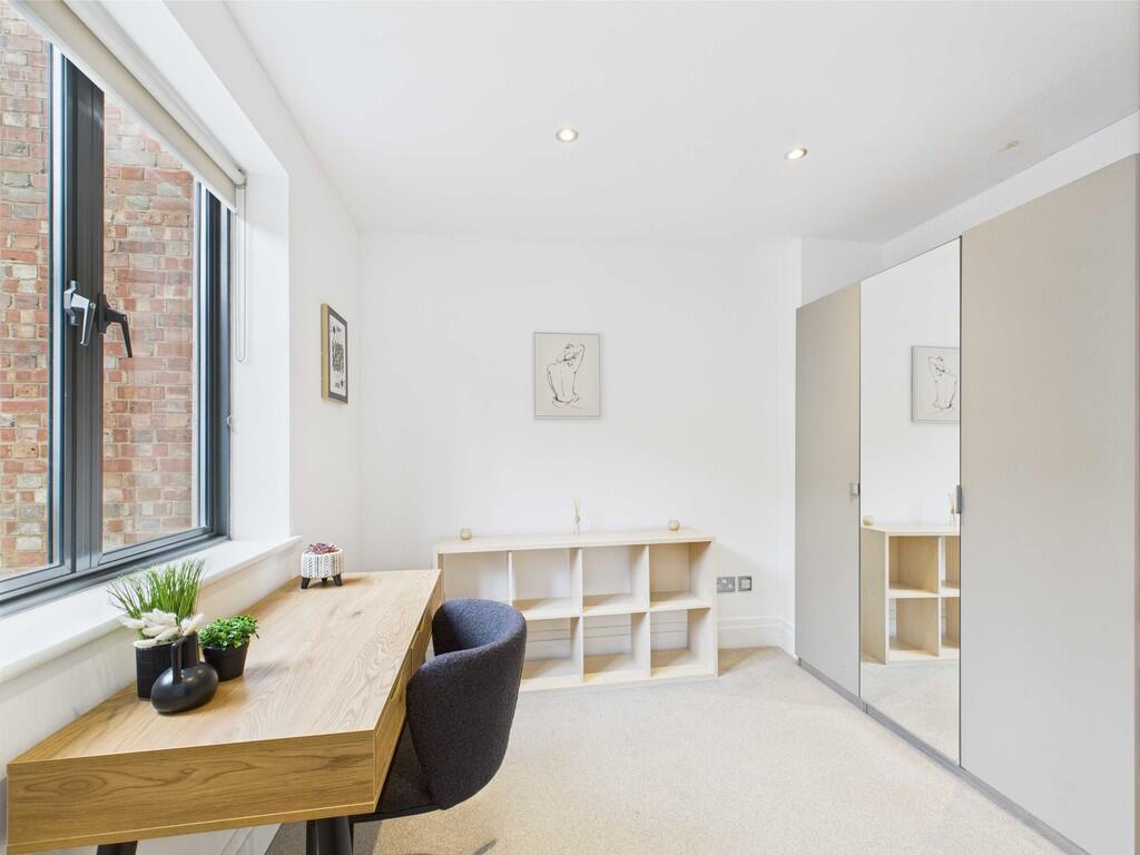 CAM03741G0-PR0087...