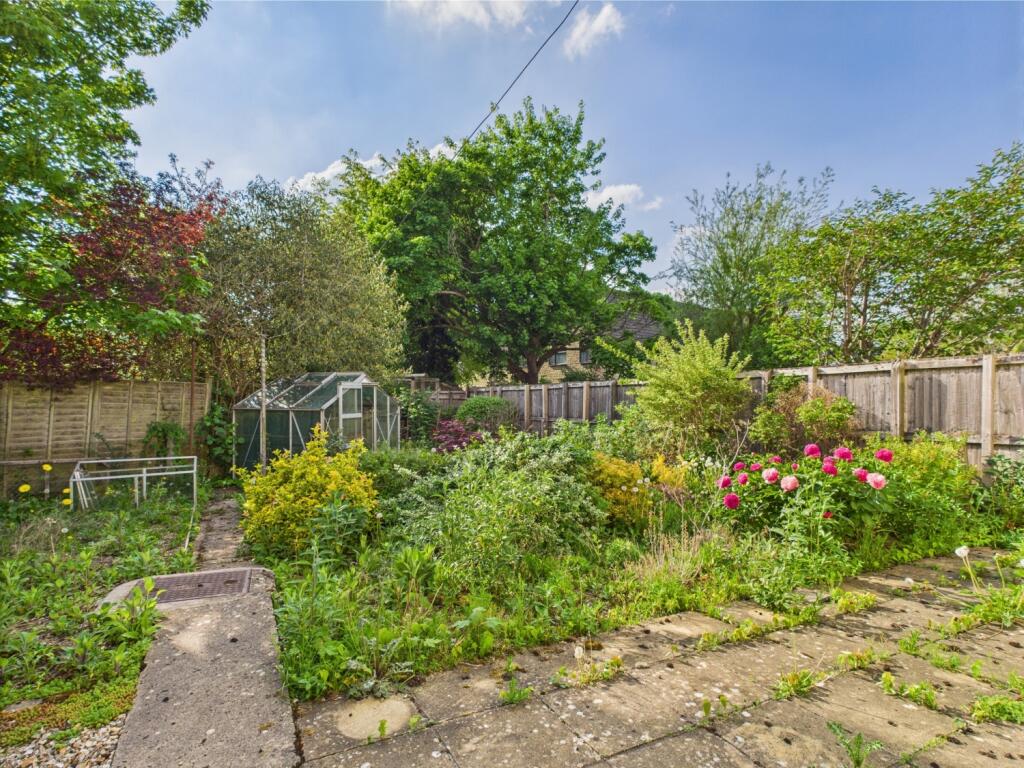 CAM01338G0-PR0104-STILL010