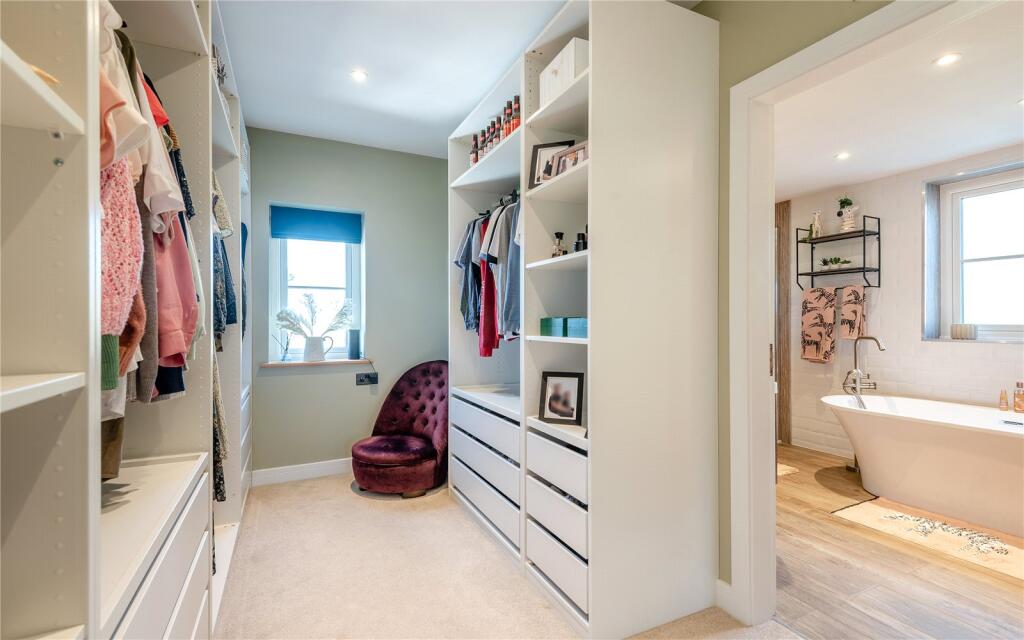 Walk In Wardrobe