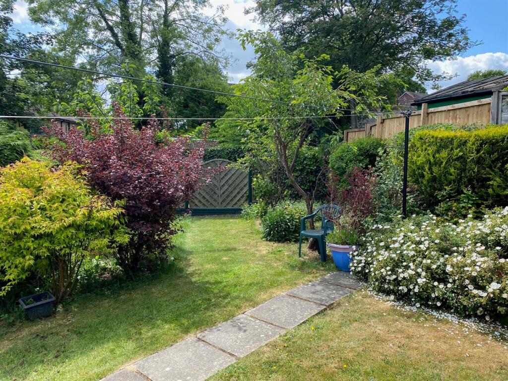 Bramleys Estate Agents - Park Lea - Bradley (5).jp