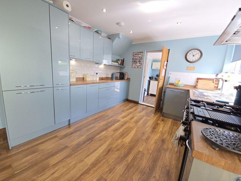 Kitchen / Diner