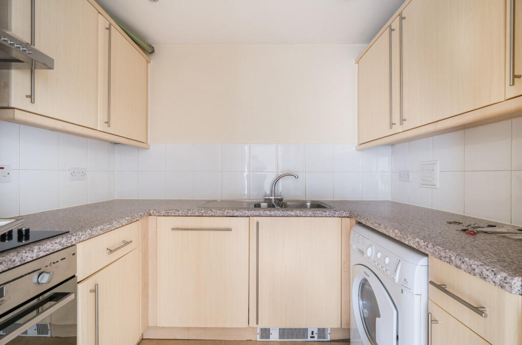 1364957-1-68e6580...