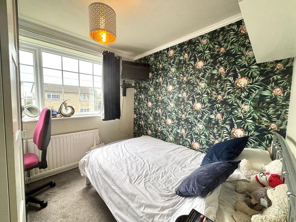 bedroom 4.