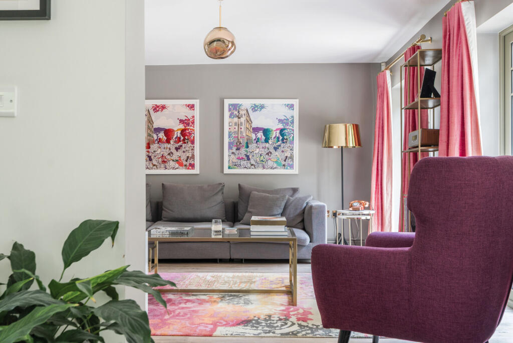 1305422-17-684729...