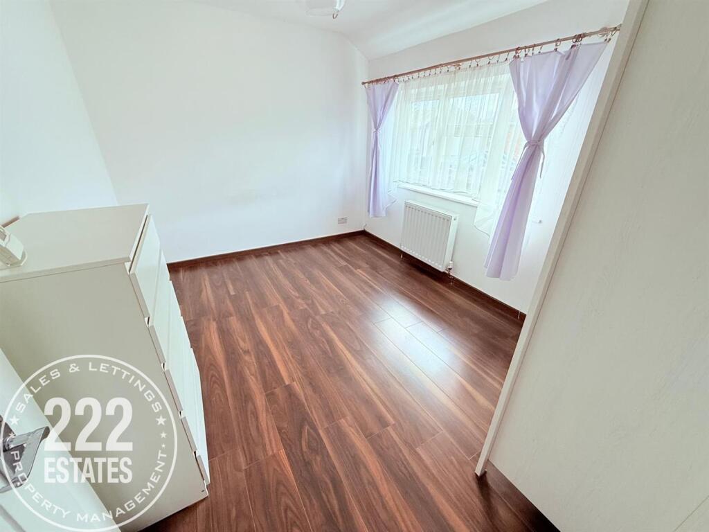 PHOTO-2025-11-04-12-55-30 (4).jpg