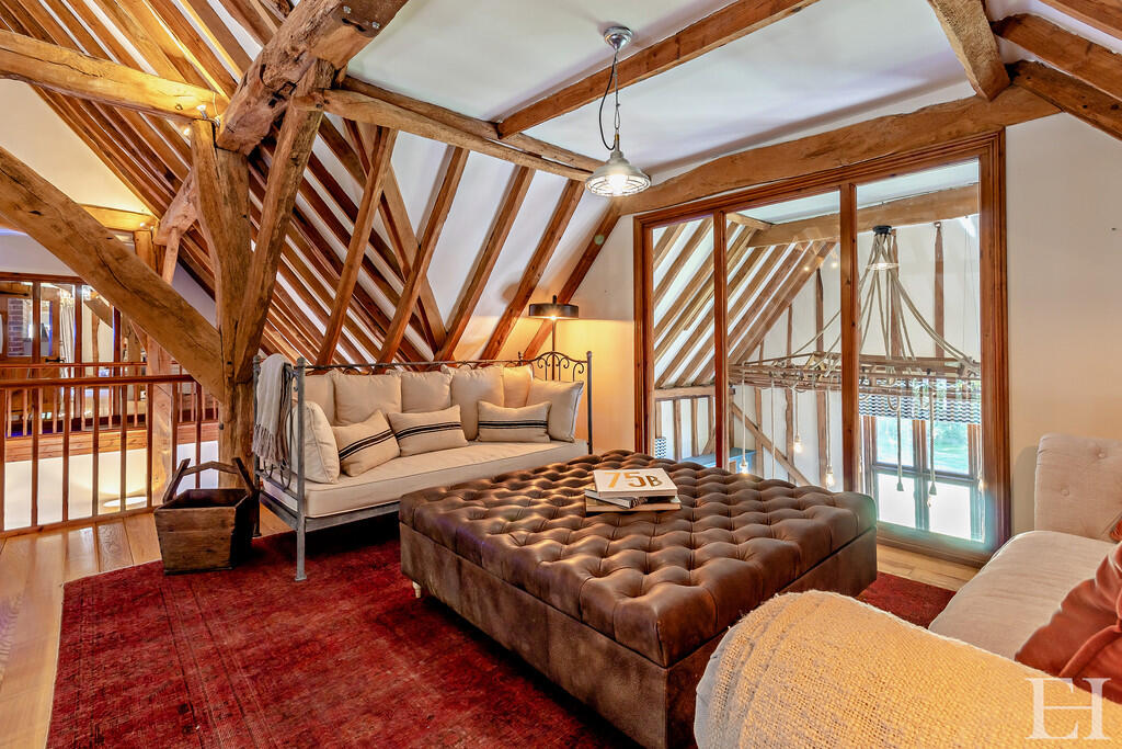 8645646-interiorW...