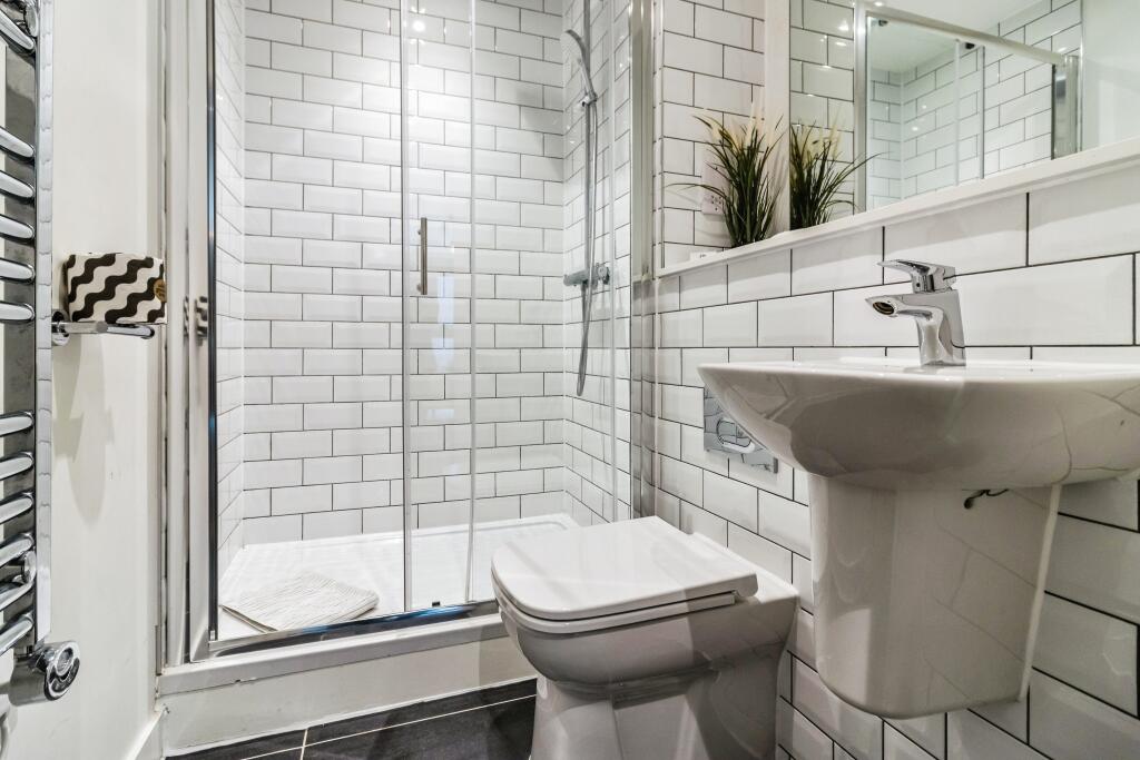 Ensuite